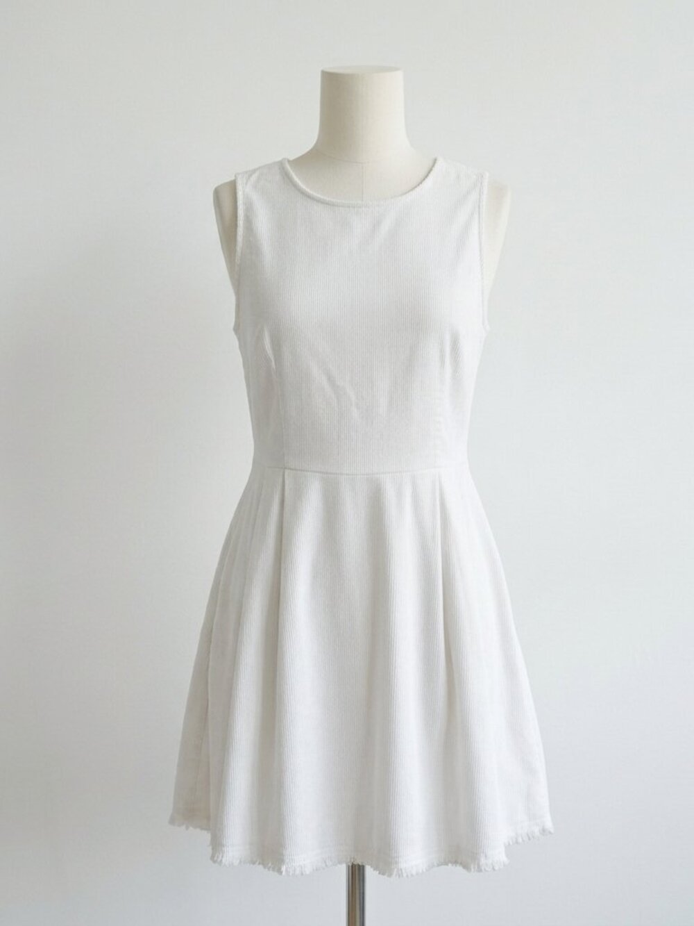 GAP Linen/Cotton Blend White Mini Dress
